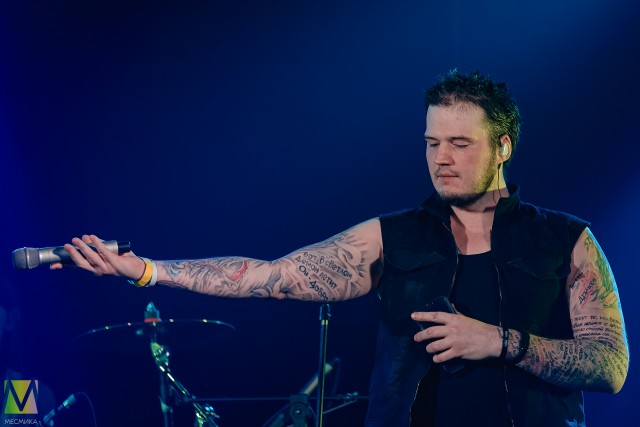 Ведущий фестиваля