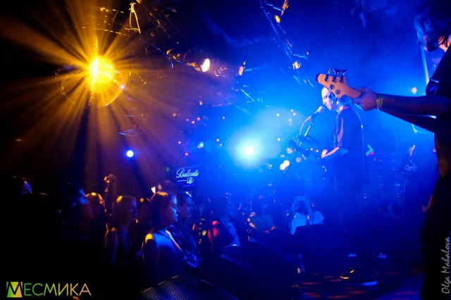 Концерт группы Инкогнито в московском 16 Тонн