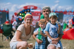 НАШЕСТВИЕ: Детям до 14 вход разрешён!