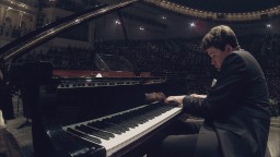 Телеканалы Mezzo объявили декабрь месяцем русской классики