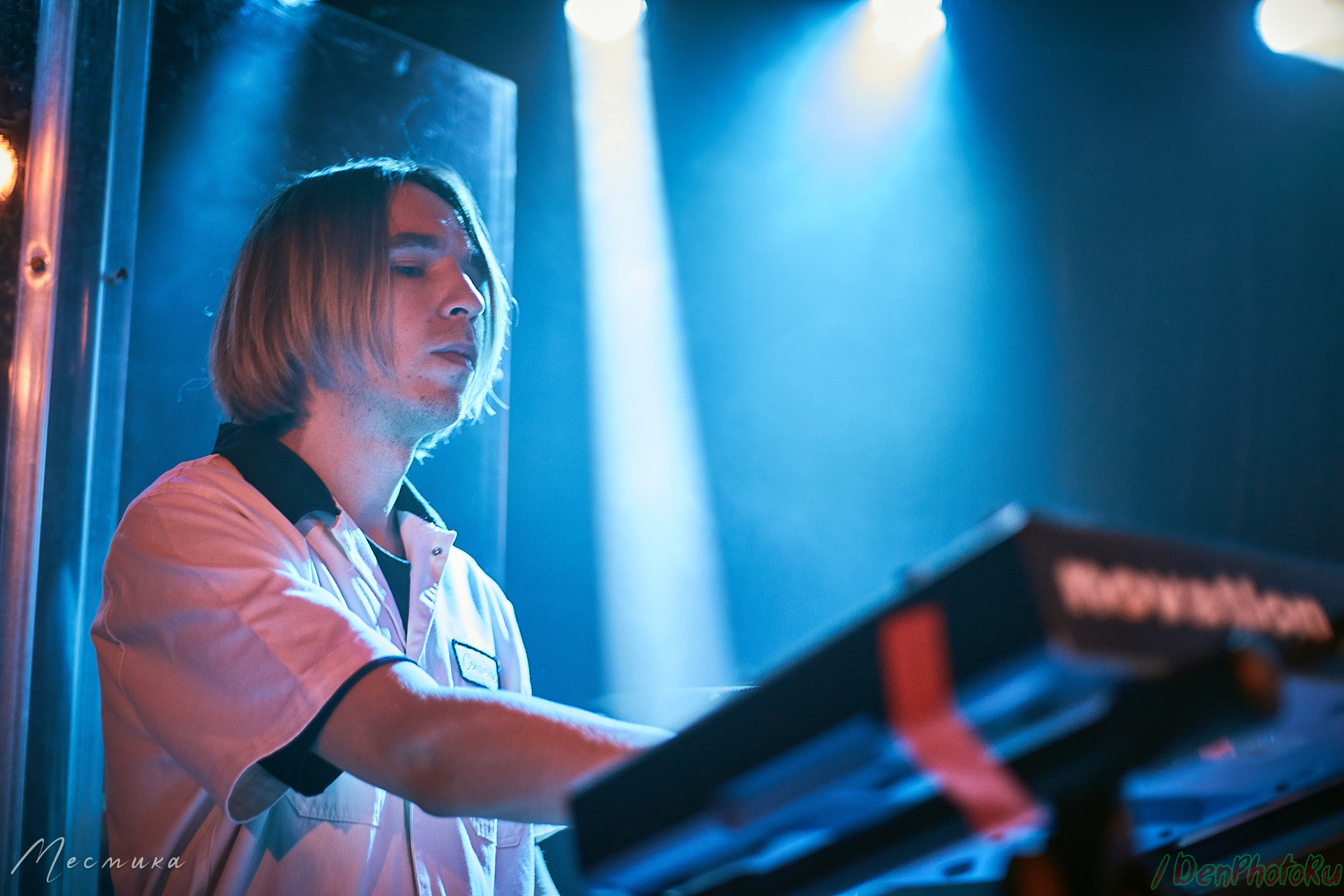 Oak Glen 10 ноября на сцене культового московского клуба «16 Тонн»