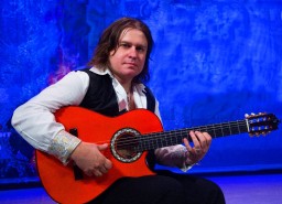 Новый год со звездами в Светлановском зале ММДМ