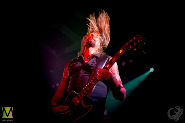 AMORPHIS. Queen of Time Tour