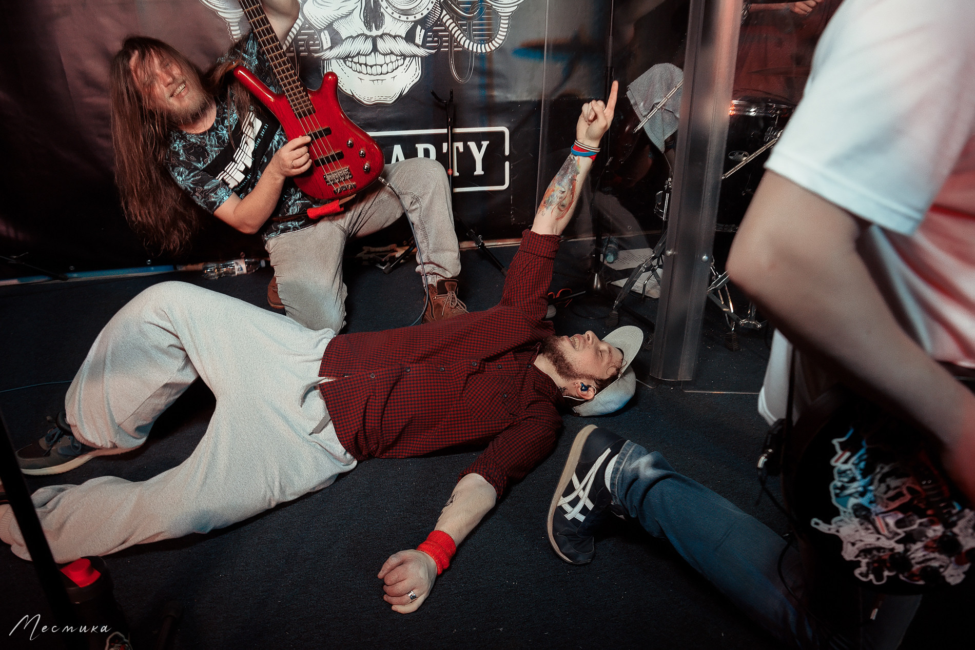 Концерт группы КОСМОНАВТЫ в Нижнем Новгороде