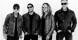 Metallica объявляет «Месяц пожертвований» в пользу усилий по оказанию помощи COVID-19