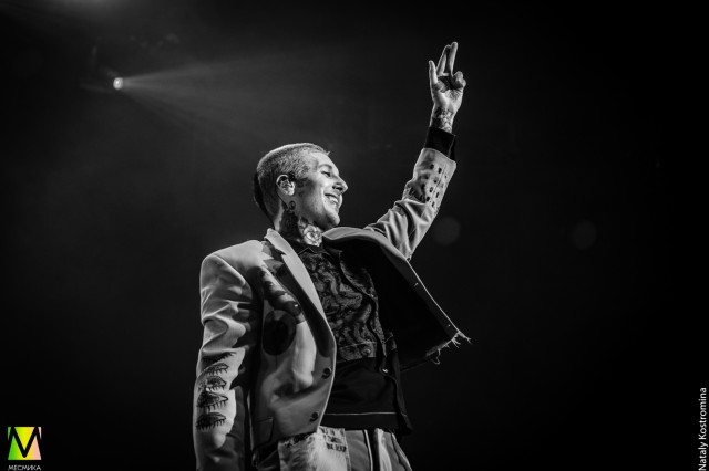 Вокалист Bring Me The Horizon Оливер Сайкс