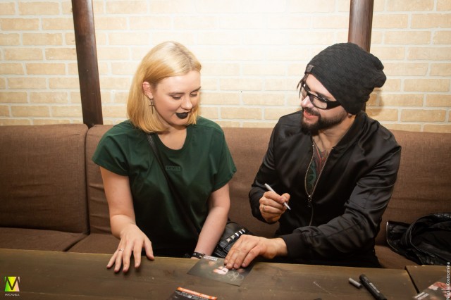 The DARKEST NIGHT DJ DERO (OOMPH!)