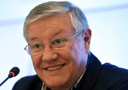 ГЕННАДИЙ ОРЛОВ. «НА ФУТБОЛЬНОЙ ВОЛНЕ. ЧТО ОСТАЕТСЯ ЗА ТЕЛЕКАДРОМ»