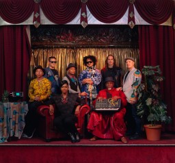 Ibibio Sound Machine впервые в Петербурге на фестивале «Части Света»