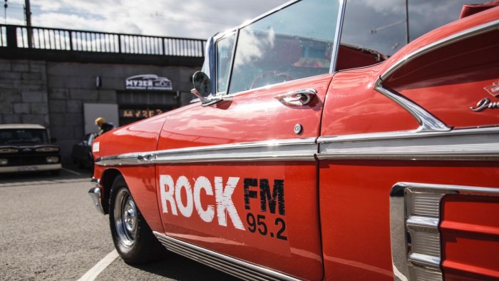 Автопробег ROCK FM 95,2 перенес москвичей в «рокерские» шестидесятые