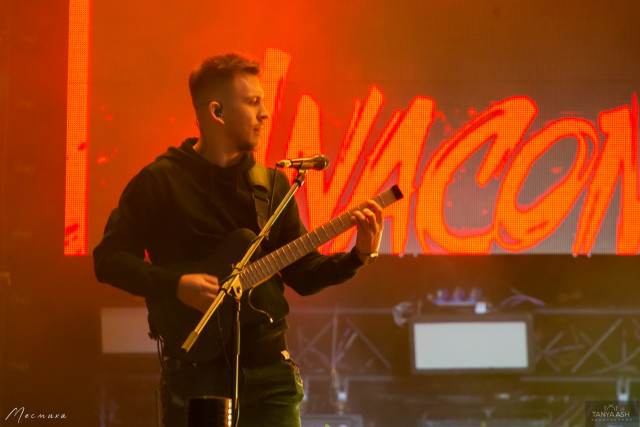 Группа Anacondaz на фестивале на фестивале Live&Drive