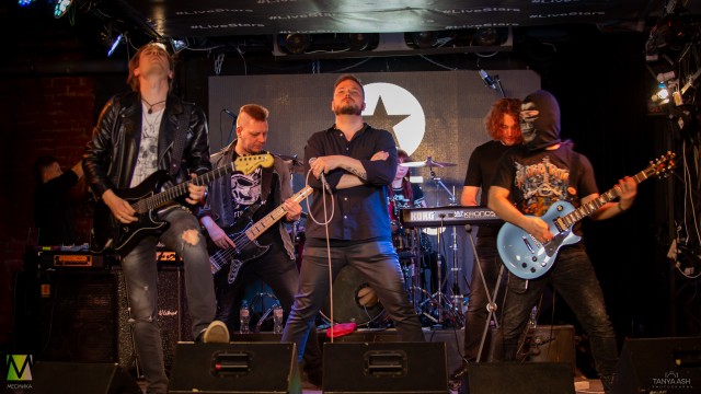 Группа KORSИKA