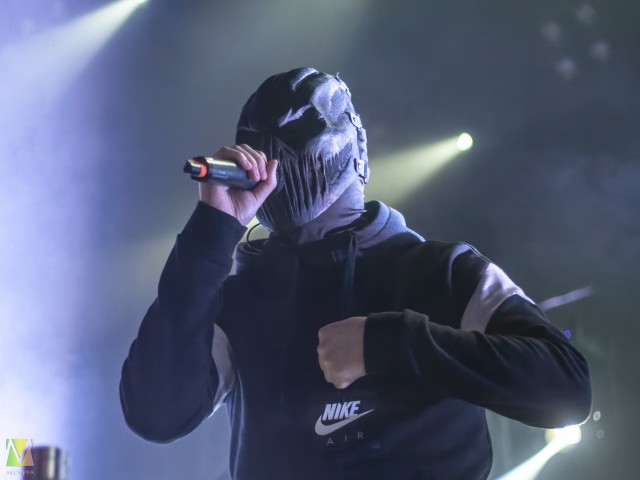 Зуб известного человека лорд Пневмослон