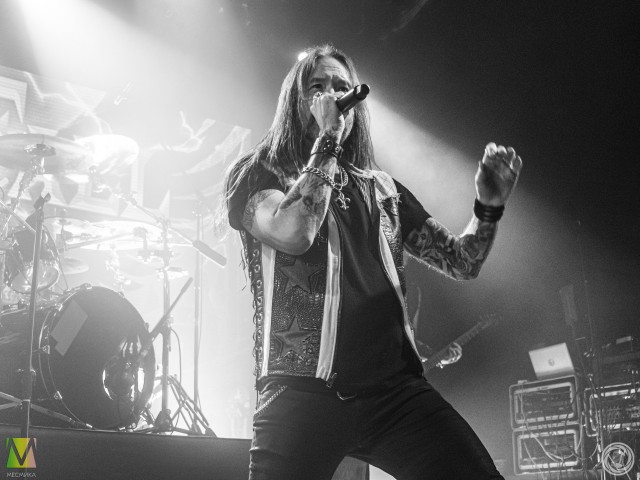 Hammerfall выступили 25 февраля в Петербургском Космонавте