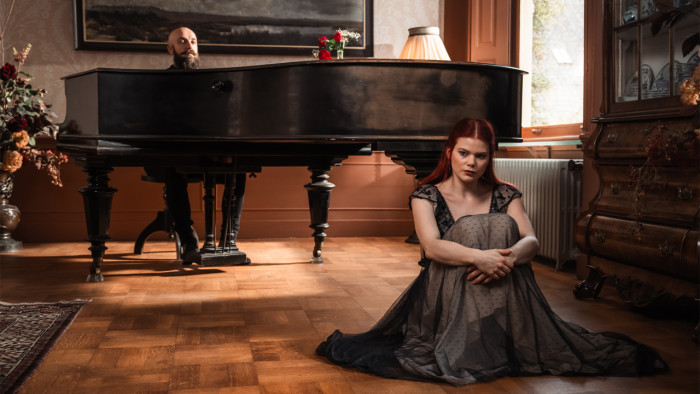 Blackbriar представили новую версию песни “The Fossilized Widow” Blackbriar представили новую версию песни “The Fossilized Widow”