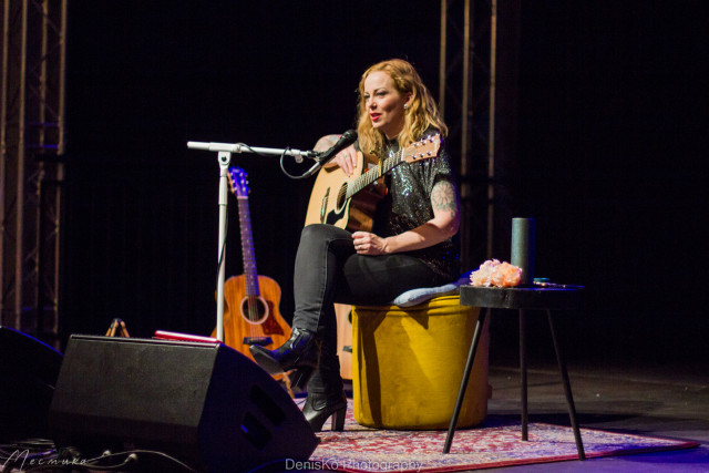 Anneke van Giersbergen