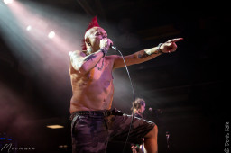 24 января легендарные The Exploited выступили вместе со Slime в Штутгарте (Stuttgart)