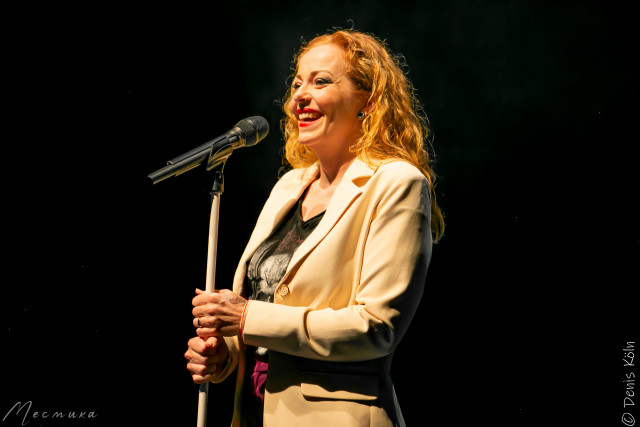 9 мая Anneke van Giersbergen отыграла великолепное шоу в городе Штутгарт