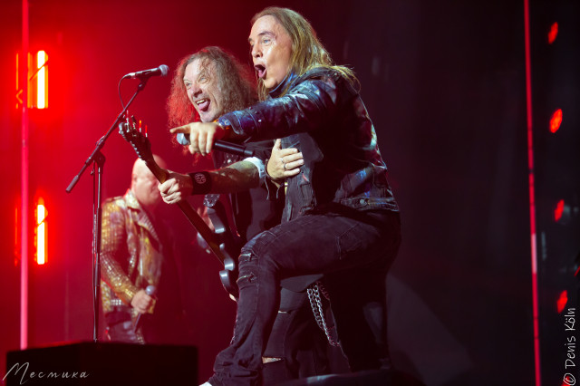 22 ноября Helloween сыграли яркое шоу в Штутгарте (Stuttgart)