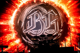 Blind Guardian, Summer Breeze 15.08.26