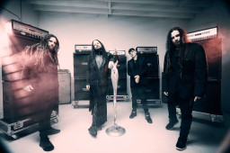 Korn представили новый сингл &ldquo;Reward The Scars&rdquo;