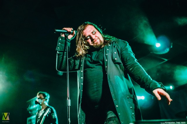 Химера на разогреве у Lord Of The Lost в Zal 23-го февраля