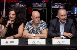 ​В России впервые прошел конкурс бас-гитаристов