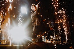 Hollywood Undead выступили в Санкт-Петербурге с сольным концертом