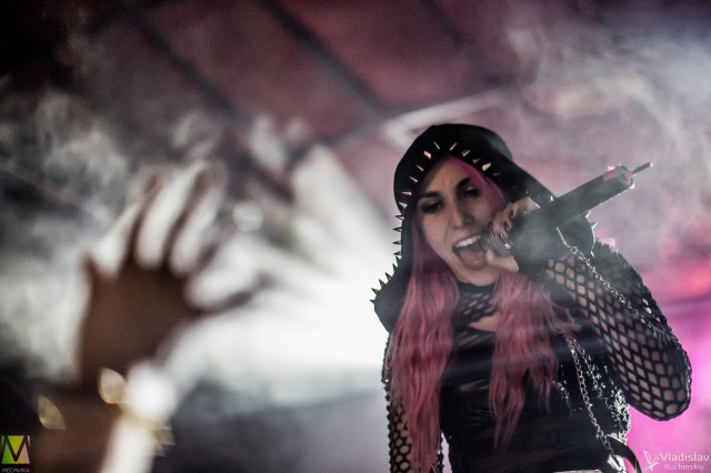 Группа "Icon For Hire" в клубе MOD