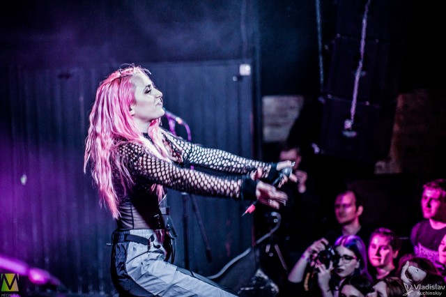 Группа "Icon For Hire" в клубе MOD