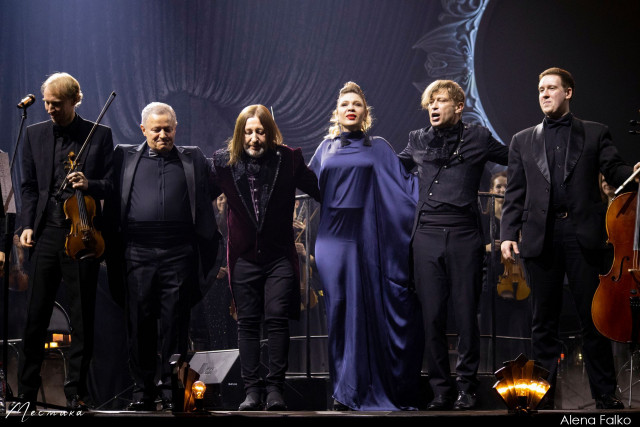 Би-2, Тина Кузнецова, Феликс Арановский