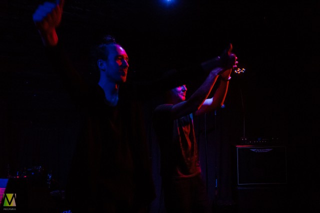 22 февраля в Тамбове в MolotoV выступила группа "Zero People"