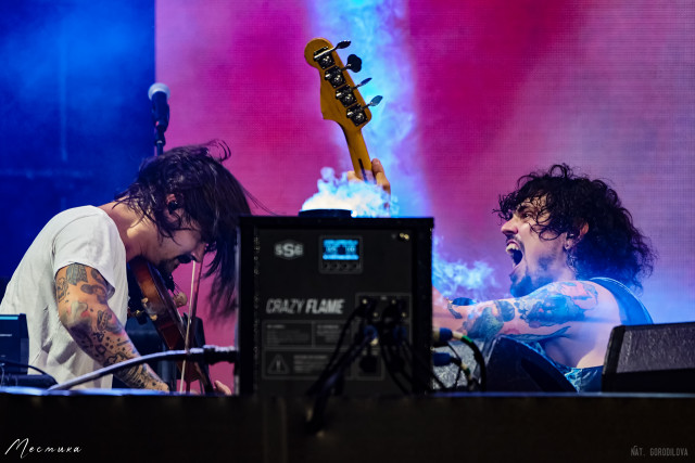 Эмоции группы The Hatters