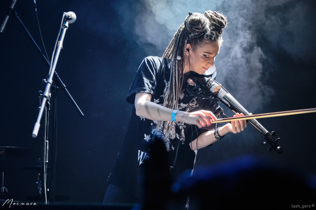 Екатерина Александрова на сцене клуба 1930 Moscow