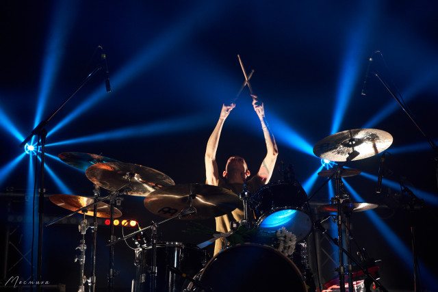 Барабанщик Сергей Давыдов