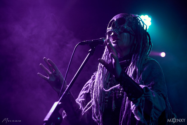 Наталья Пахаленко - вокал, музыкант-мультиинструменталист группы Nytt Land