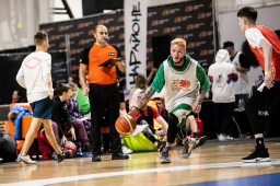 Gender equality in street basketball