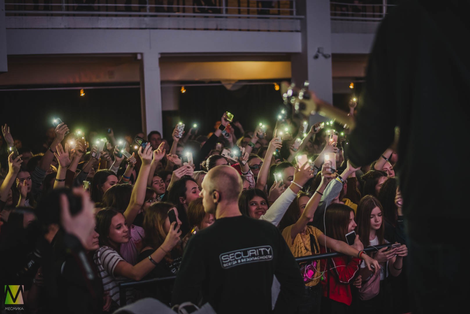 Алёна Швец выступила в Нижнем Новгороде 9 декабря в клубе "Milo Concert Hall".