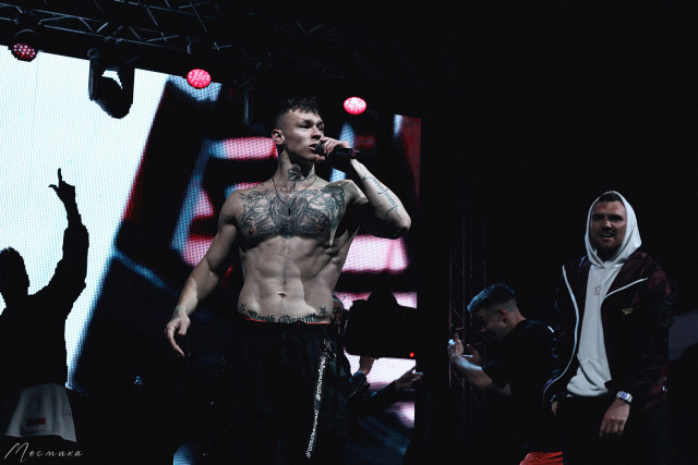 Клава Кока и Niletto выступили в Санкт-Петербурге в Севкабеле 20 сентября